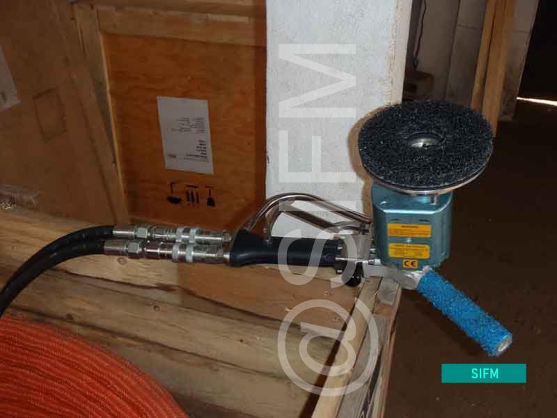 UMC MK2 propeller polishing machine